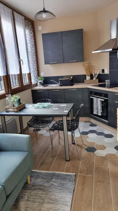 Studio Refait A Neuf Classe 3 Etoiles Châtel-Guyon Exteriér fotografie