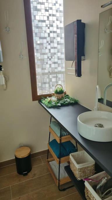 Studio Refait A Neuf Classe 3 Etoiles Châtel-Guyon Exteriér fotografie